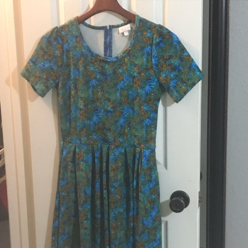 Beautiful Lularoe Amelia dress! Worn a few times.